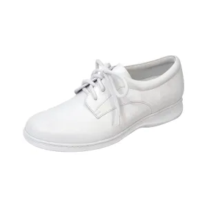 24 HOUR COMFORT Lia Women's Wide Width Leather Oxfords