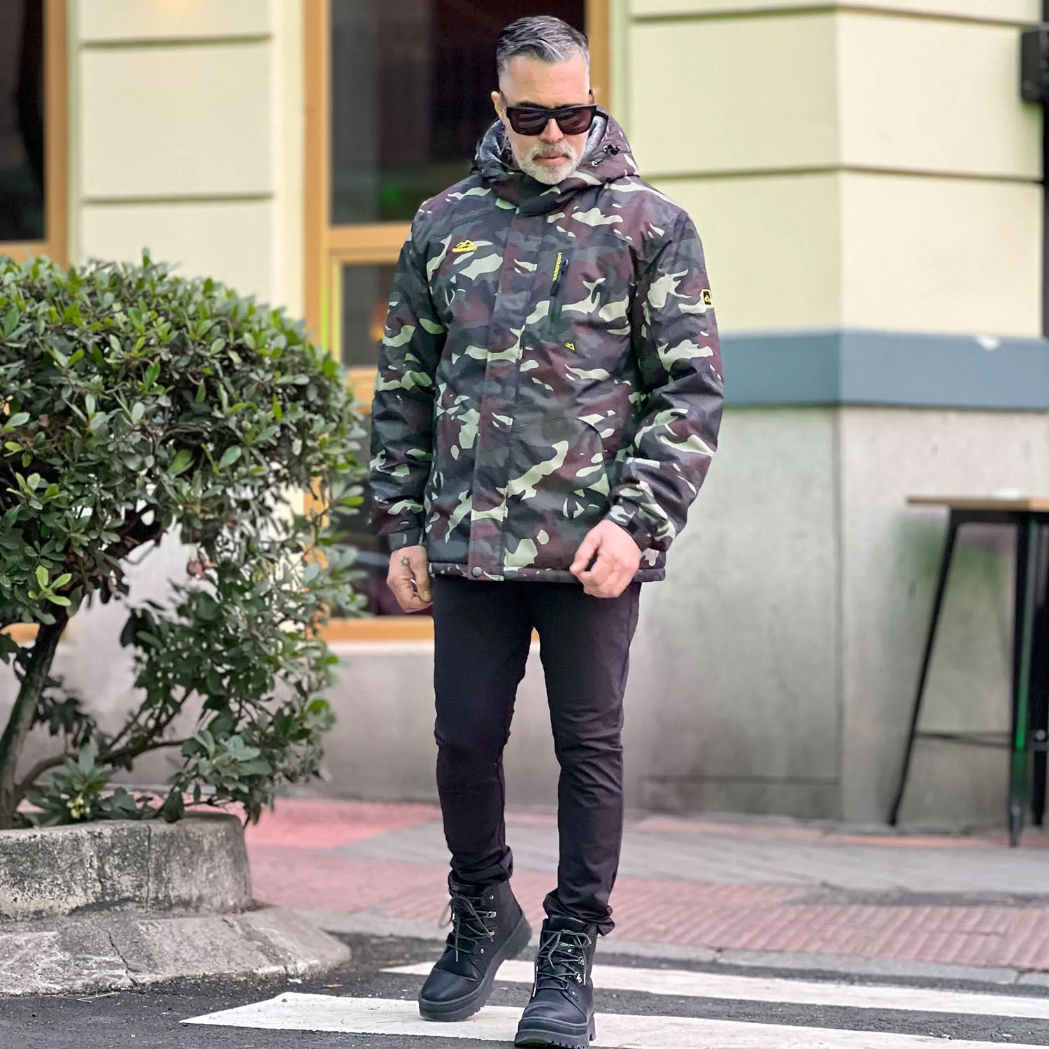 Men's Winter Jacket Water Repellent Ski Snow Jacket Warm Fleece Coat