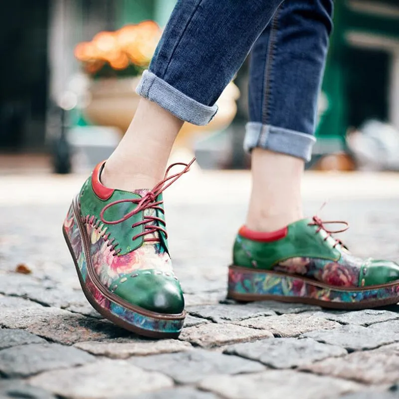 Timeless Elegance: Women's Green Leather Loafers, Genuine Sheepskin, British Lace-Up Design, Comfort and Style Combined