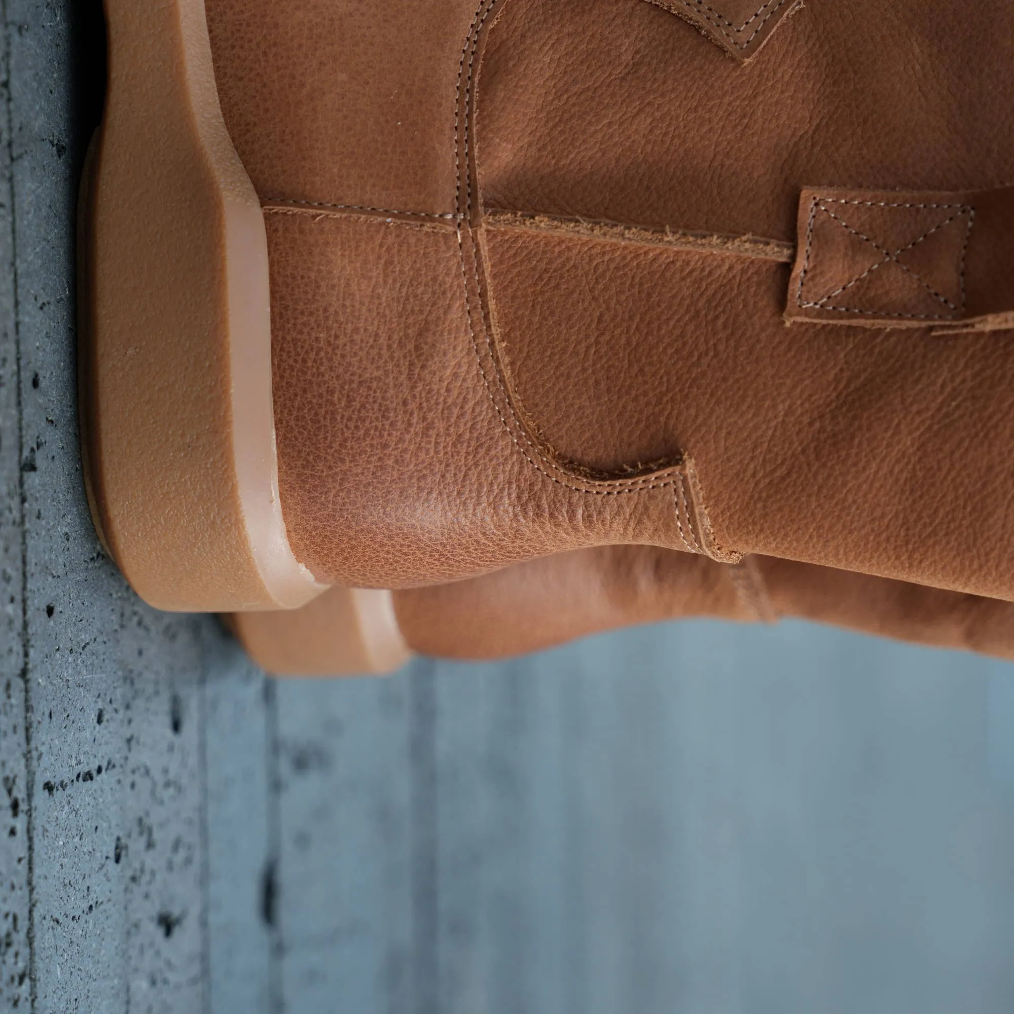 Waxing Leather Short Boots for Winter Side Zipper Chelsea Boots Black/Coffee